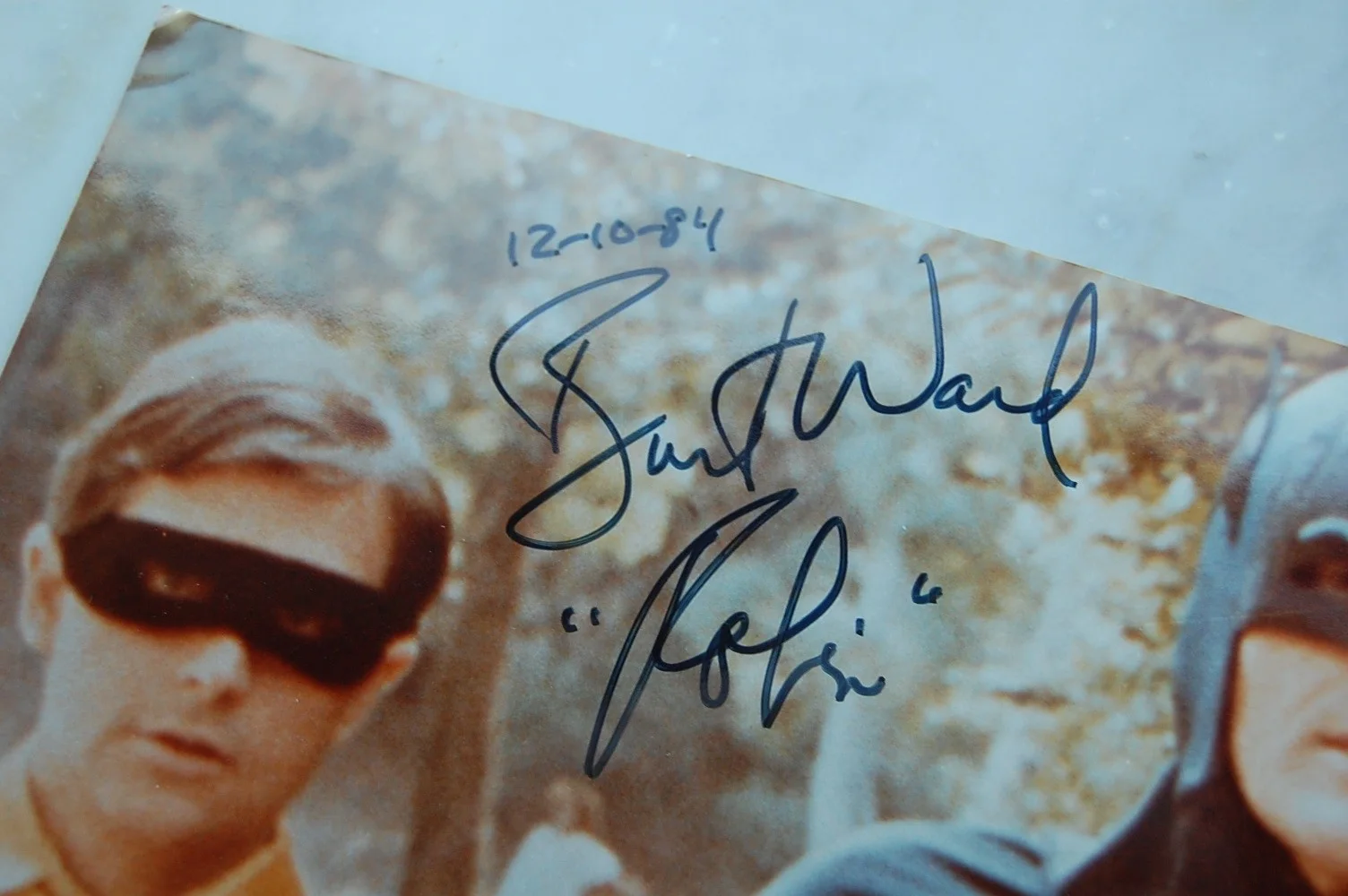 Adam West, Burt Ward — 1984 Batman and Robin 8x10 Autographed Color Photo Adam West Burt Ward w COA, изображение 4