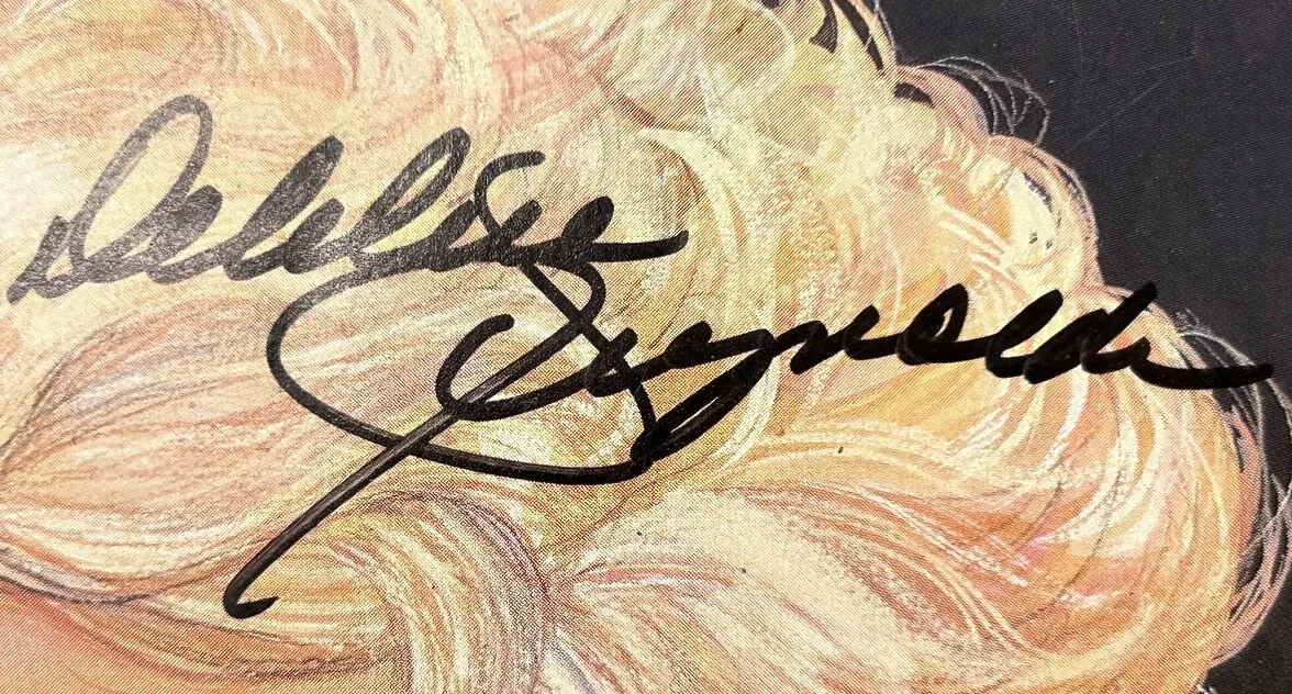 Debbie Reynolds — DEBBIE REYNOLDS Hand Signed Theatre Program, image 3