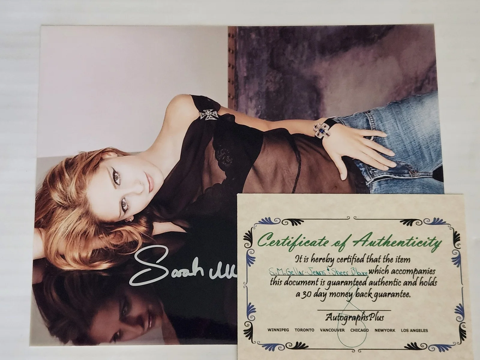 Sarah Michelle Gellar signed Photo with COA, image 2