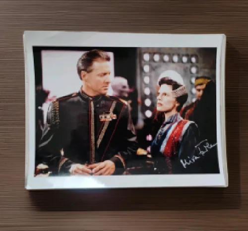 cast members — Babylon 5 Heaven., Lot Of 8, Autographed 8X10 Photos All Signed By Cast Members, image 5