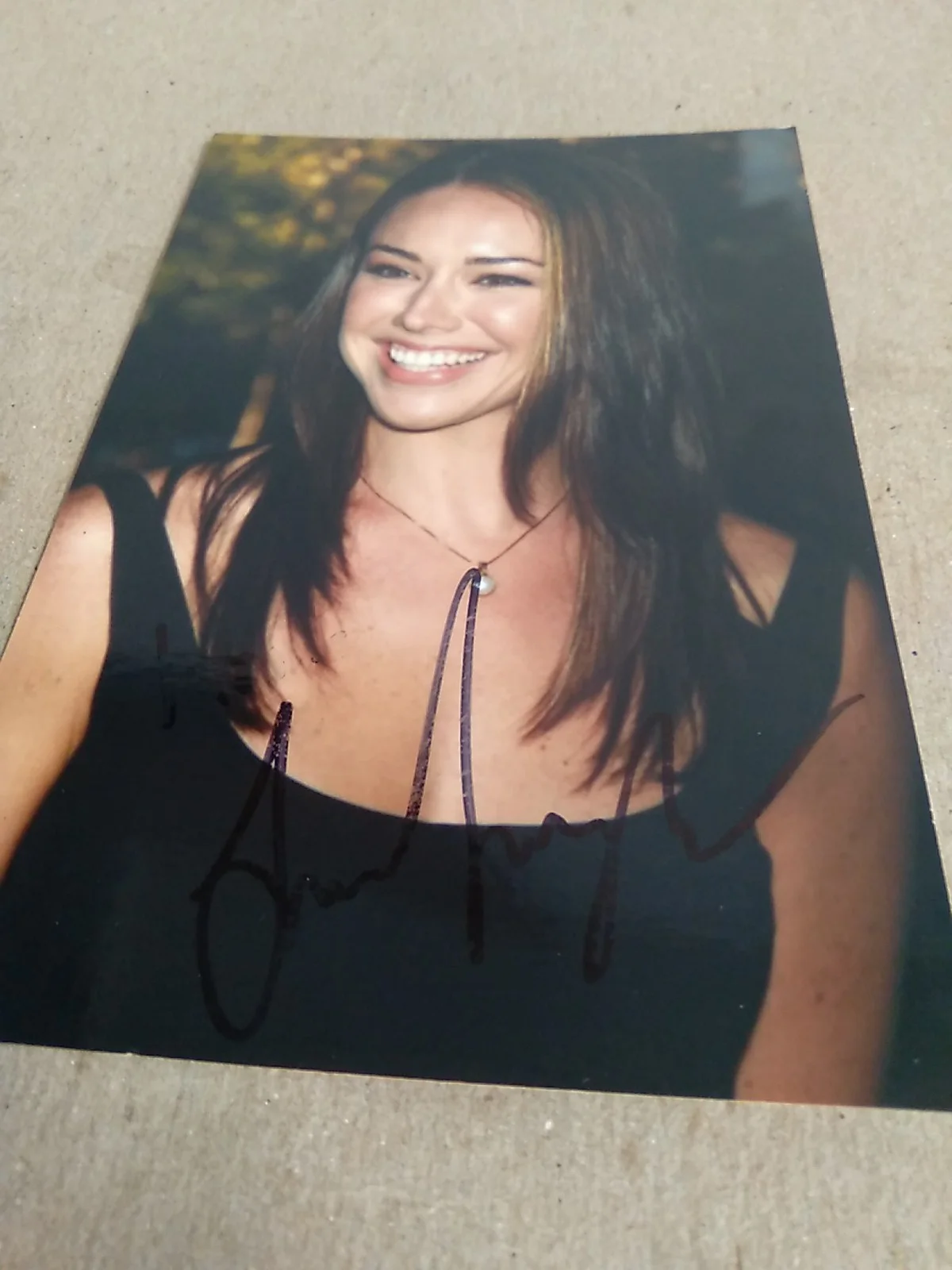 Lindsey McKeon Signed Autograph 6x4in Photo, image 2
