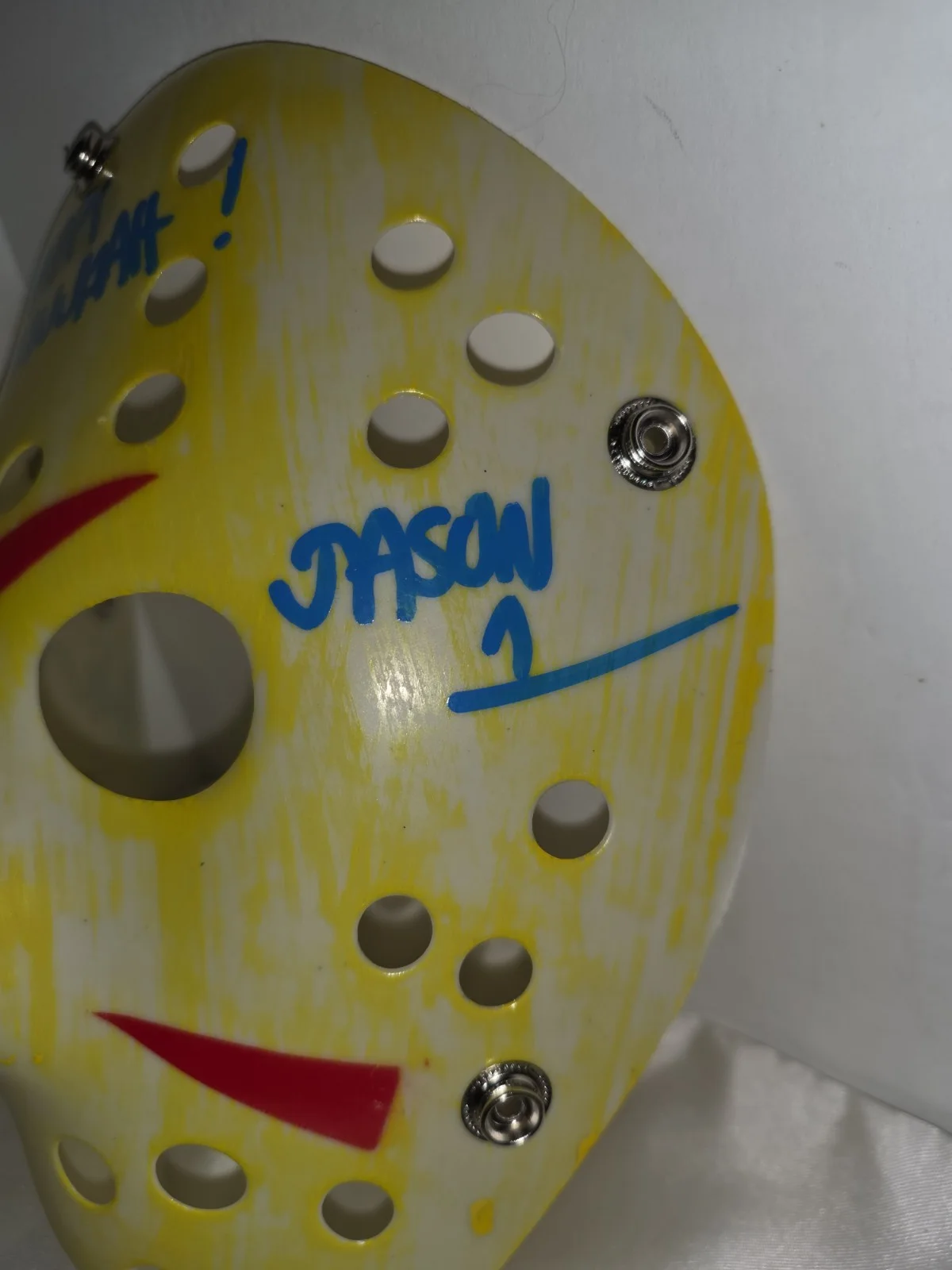 Ari Lehman — Ari Lehman signed Jason Voorhees hockey mask Friday the 13th Beckett, изображение 4