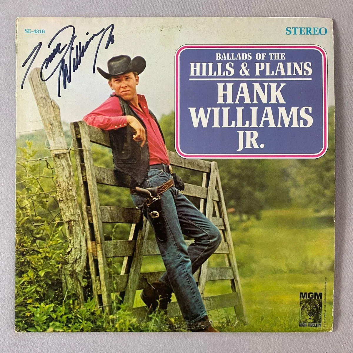 HANK WILLIAMS JR AUTOGRAPH 1965 BALLADS OF THE HILLS & PLAINS VINYL RECORD LP, изображение 2