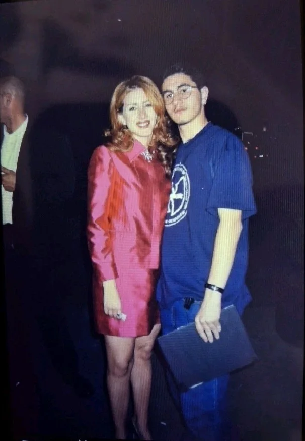 Joely Fisher — JOELY FISHER - " PAIGE CLARK " ELLEN - T.V. SHOW SIGNED 8x10 B&W Photo W/PROOF, изображение 4