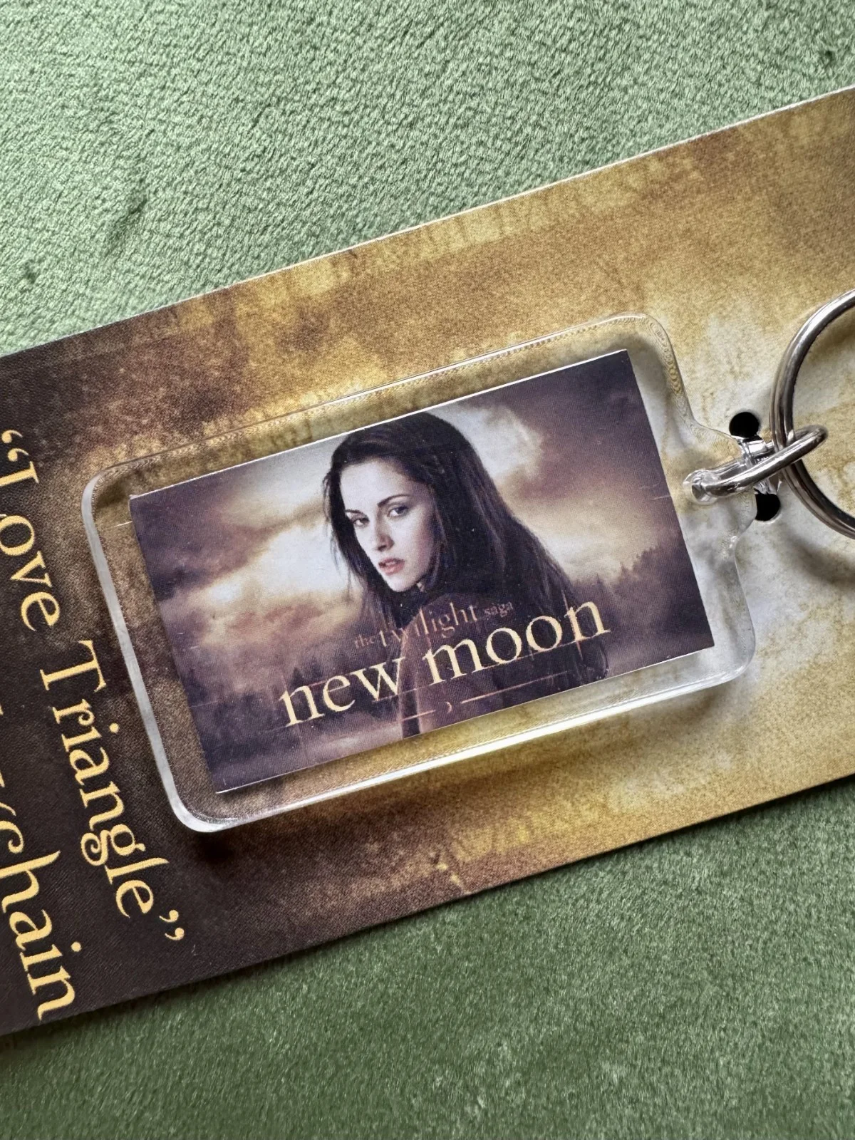 Official Twilight Saga: New Moon Collectable “Love Triangle” Key Chain by NECA, изображение 2