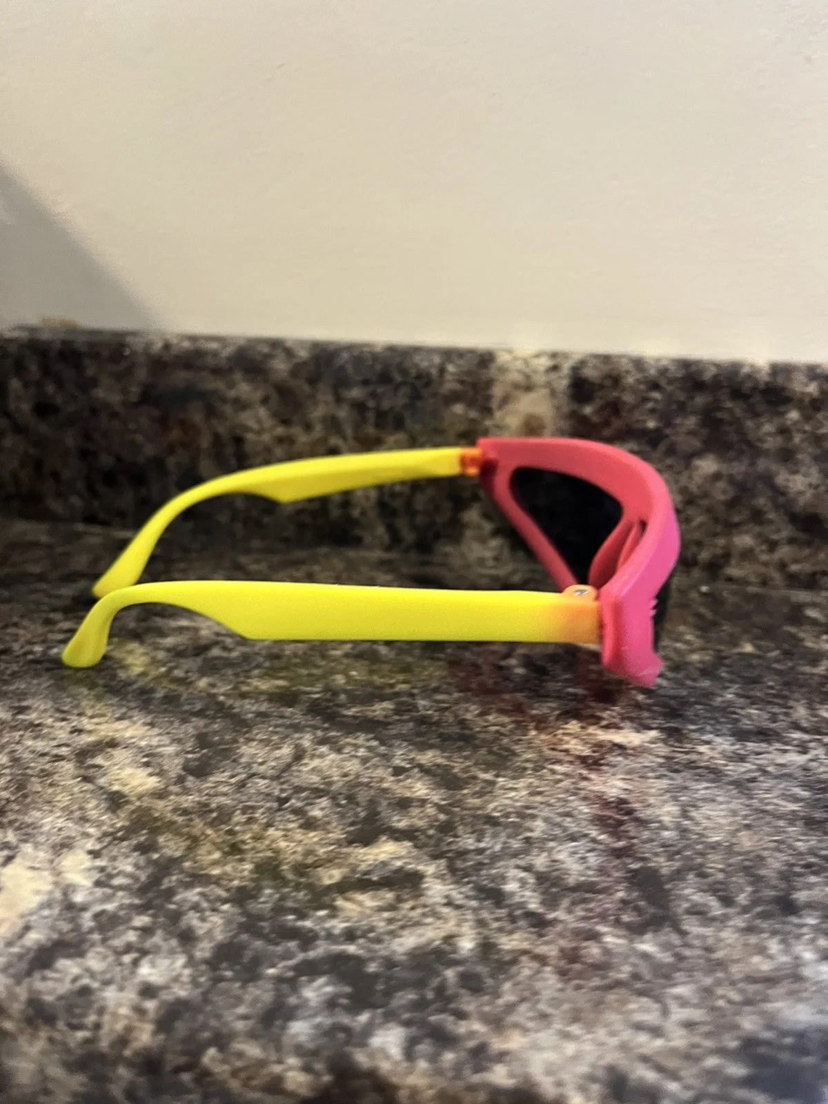 Rare 1989 Pizza Hut Promo Back to the Future Part II Solar Shades with Cord, изображение 5