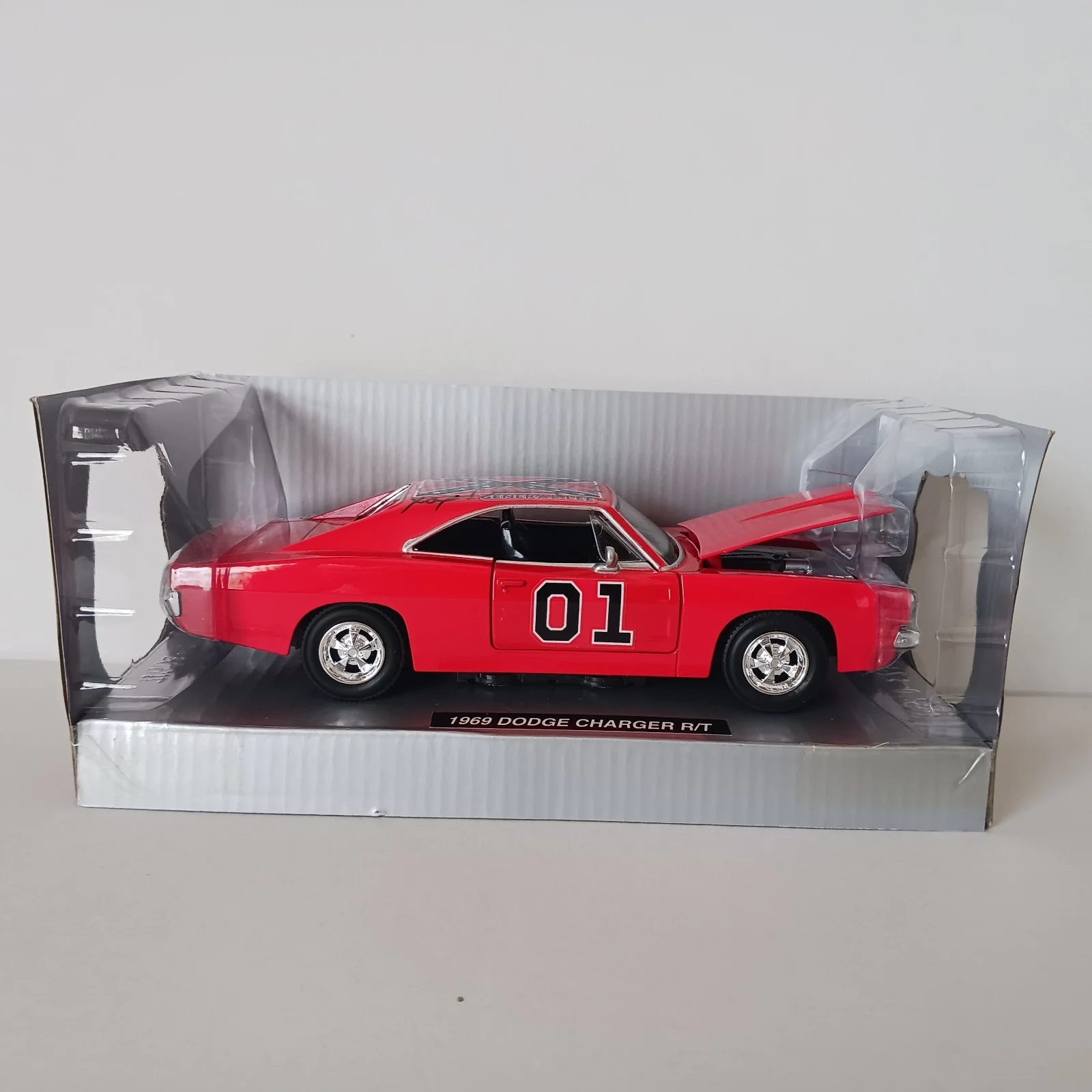 catherine bach — Catherine Bach signed Autograph Dukes of Hazzard Cooters Garage Diecast Car, изображение 5