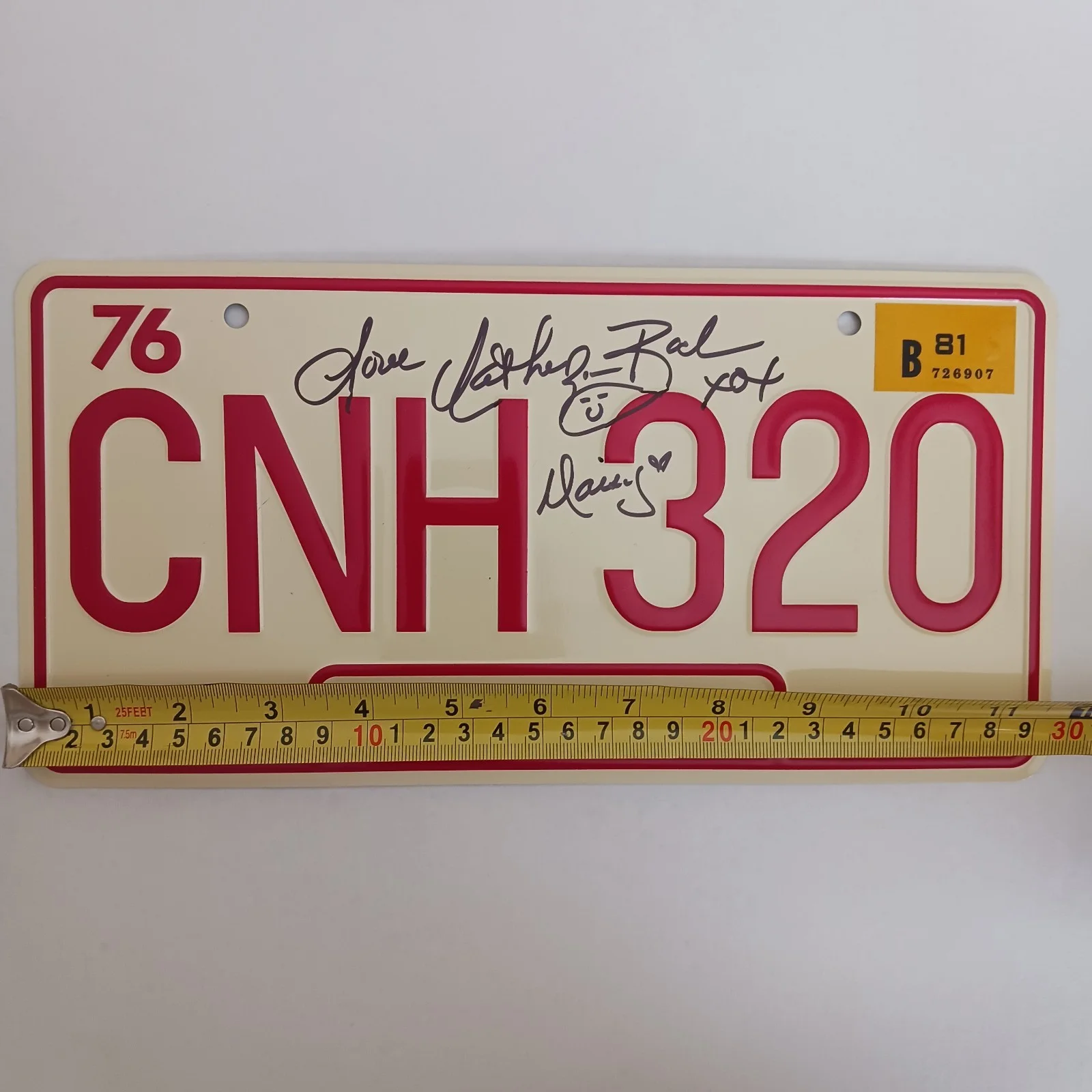 Catherine bach — Catherine Bach Daisy Duke Signed Autograph Dukes Of Hazzard License Plate, image 5