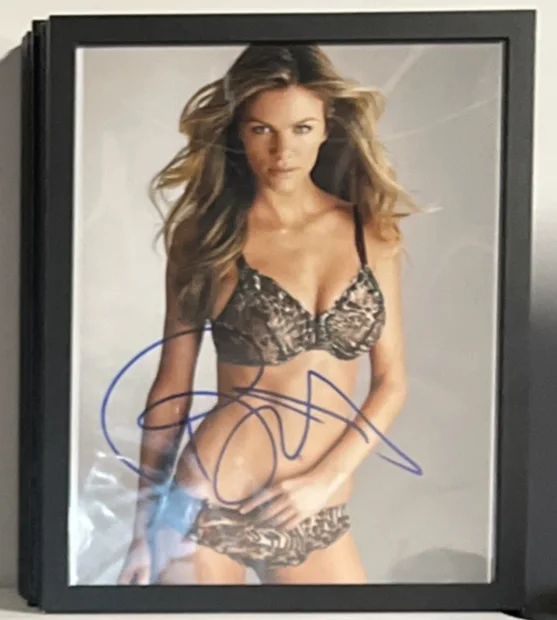 Brooklyn Decker — Brooklyn Decker Signed 8X10 Framed Photo COA