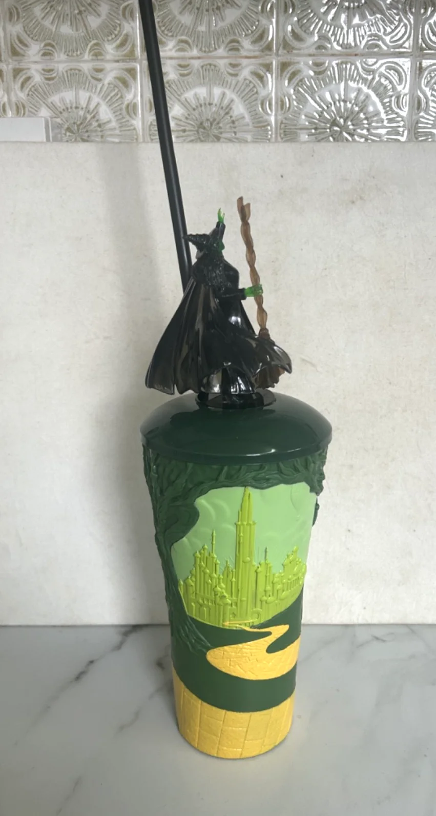Wicked For Good Elphaba Drinks Cup Gripper Vue Cinema Exclusive Limited Edition, изображение 3