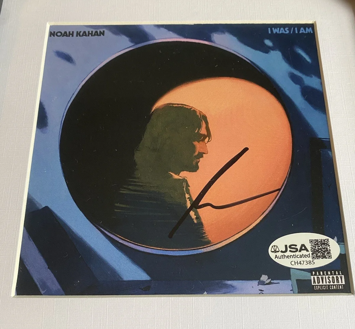 Noah Kahan — NOAH KAHAN AUTOGRAPH FRAMED 2021 I WAS/ I AM ALBUM CD DISPLAY JSA CH47385, изображение 2