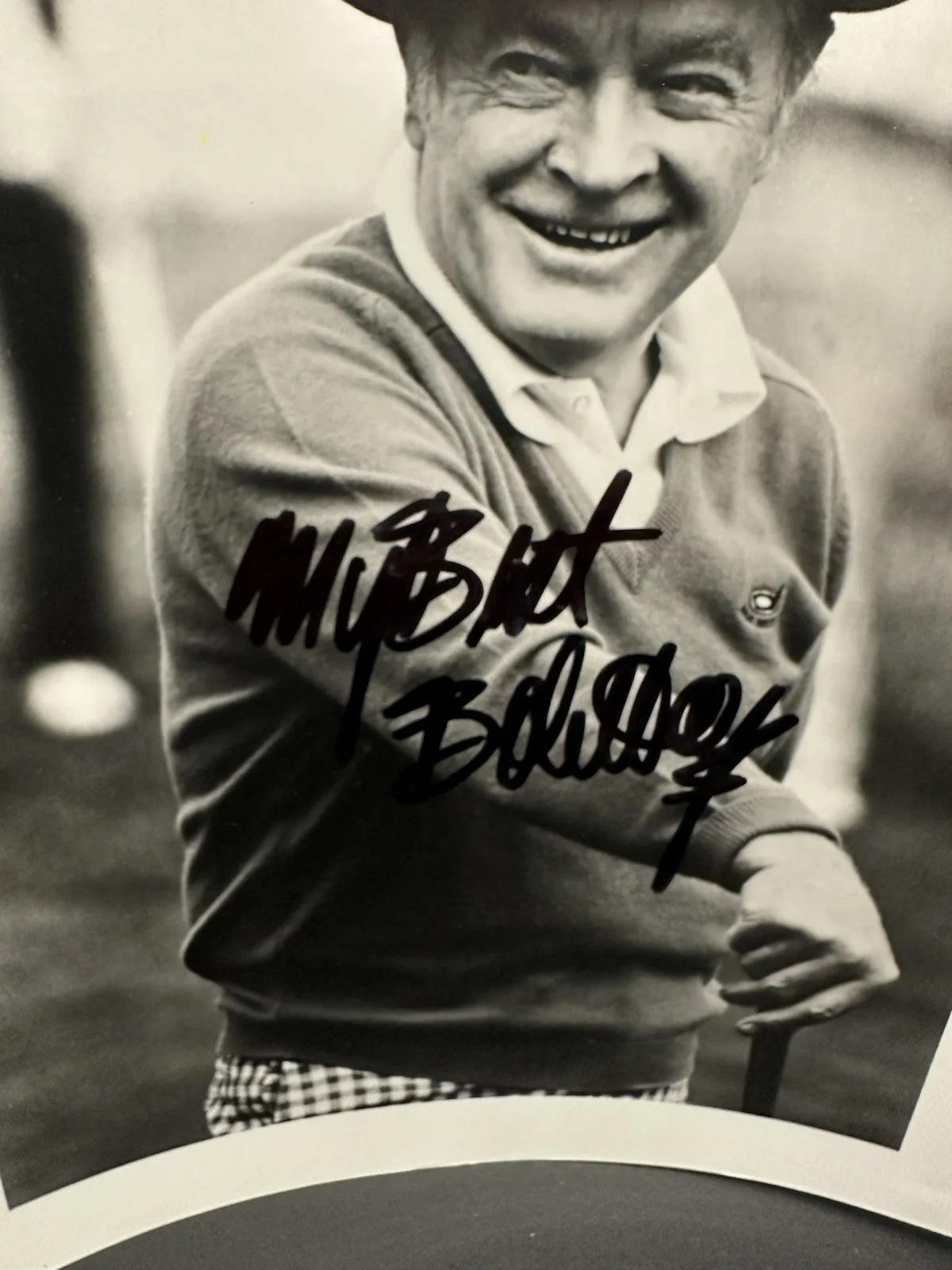 Bob Hope — Bob Hope pristine Signed Autographed 8x10 Photo - Comedian Actor, image 2
