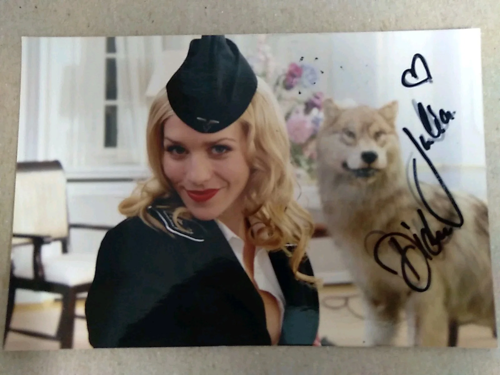 Julia Dietze Signed Autograph 6x4in Photo, image 2