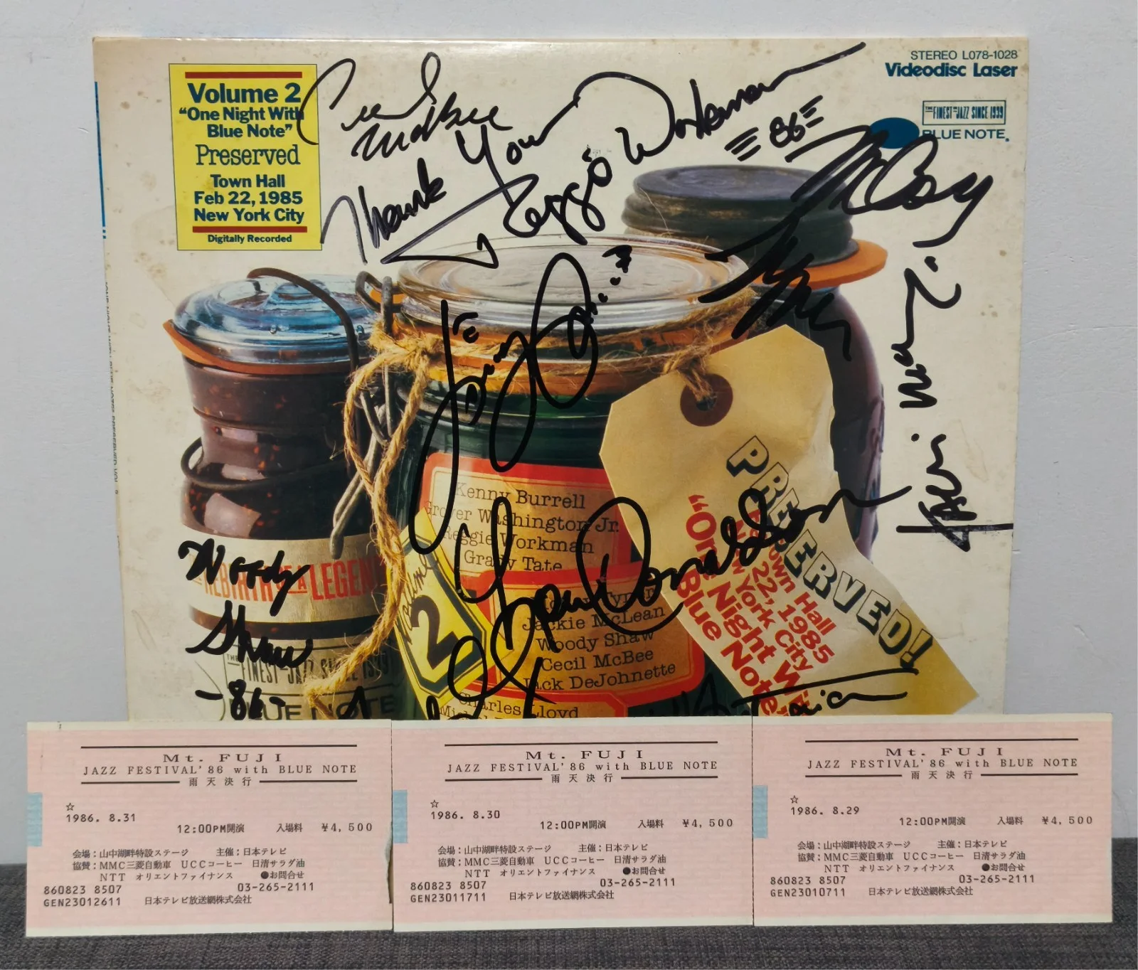 Multiple 11 jazz masters signed autographed LD with 3 Japan stubs 1986 Fuji, image 2