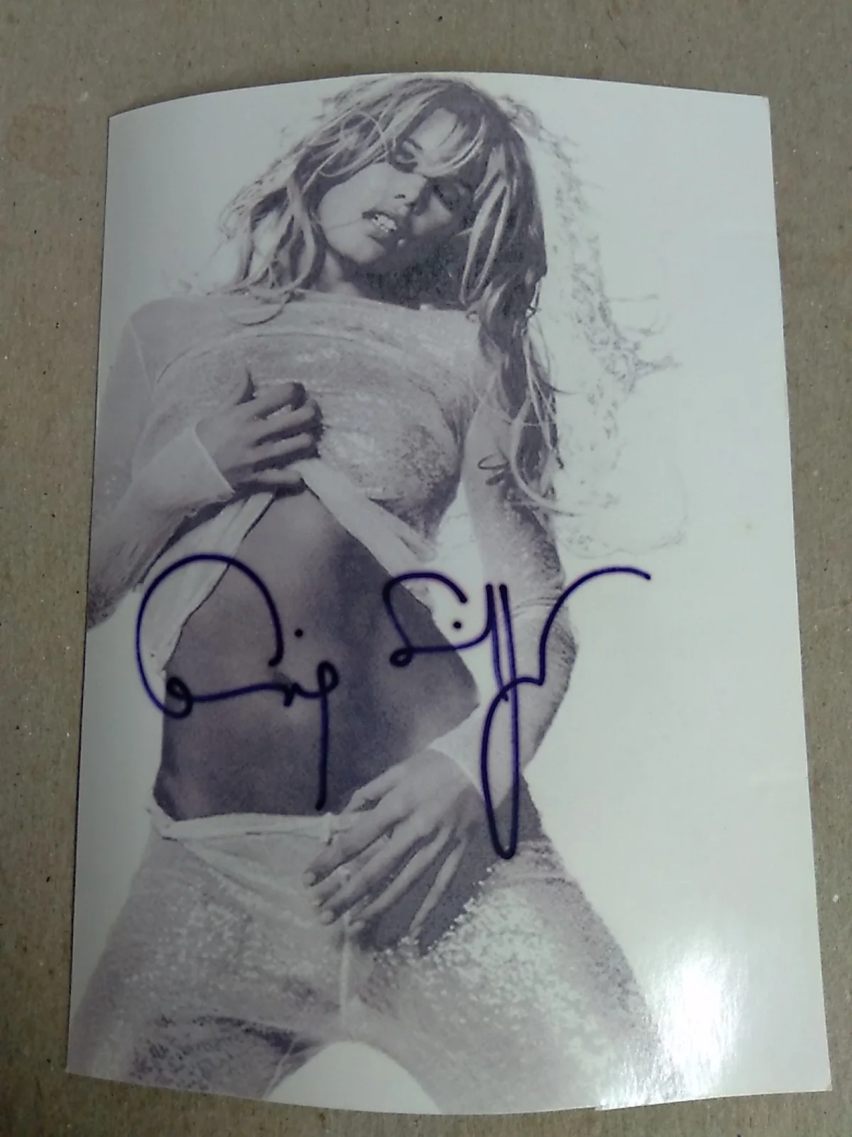 Claudia Schiffer Signed 5.5x4in. Photo 1, изображение 3