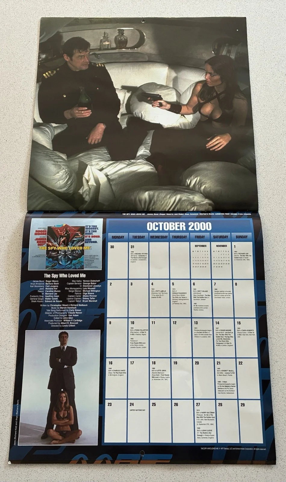 JAMES BOND 007 - THE OFFICIAL 2000 CALENDAR - ROGER MOORE / MOONRAKER COVER, image 3