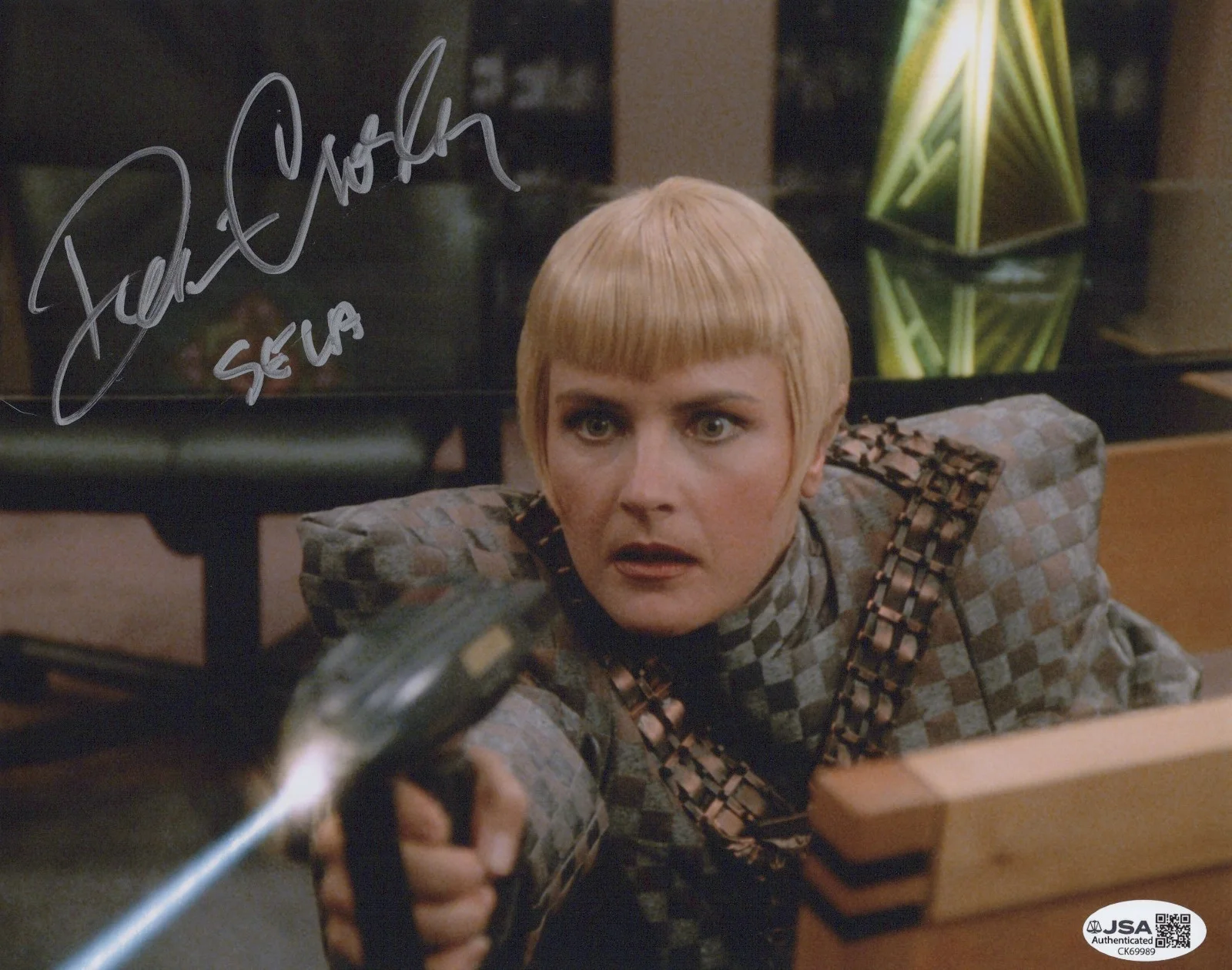 Denise Crosby — Star Trek: The Next Generation- Denise Crosby signed Sela 8x10 photo JSA COA