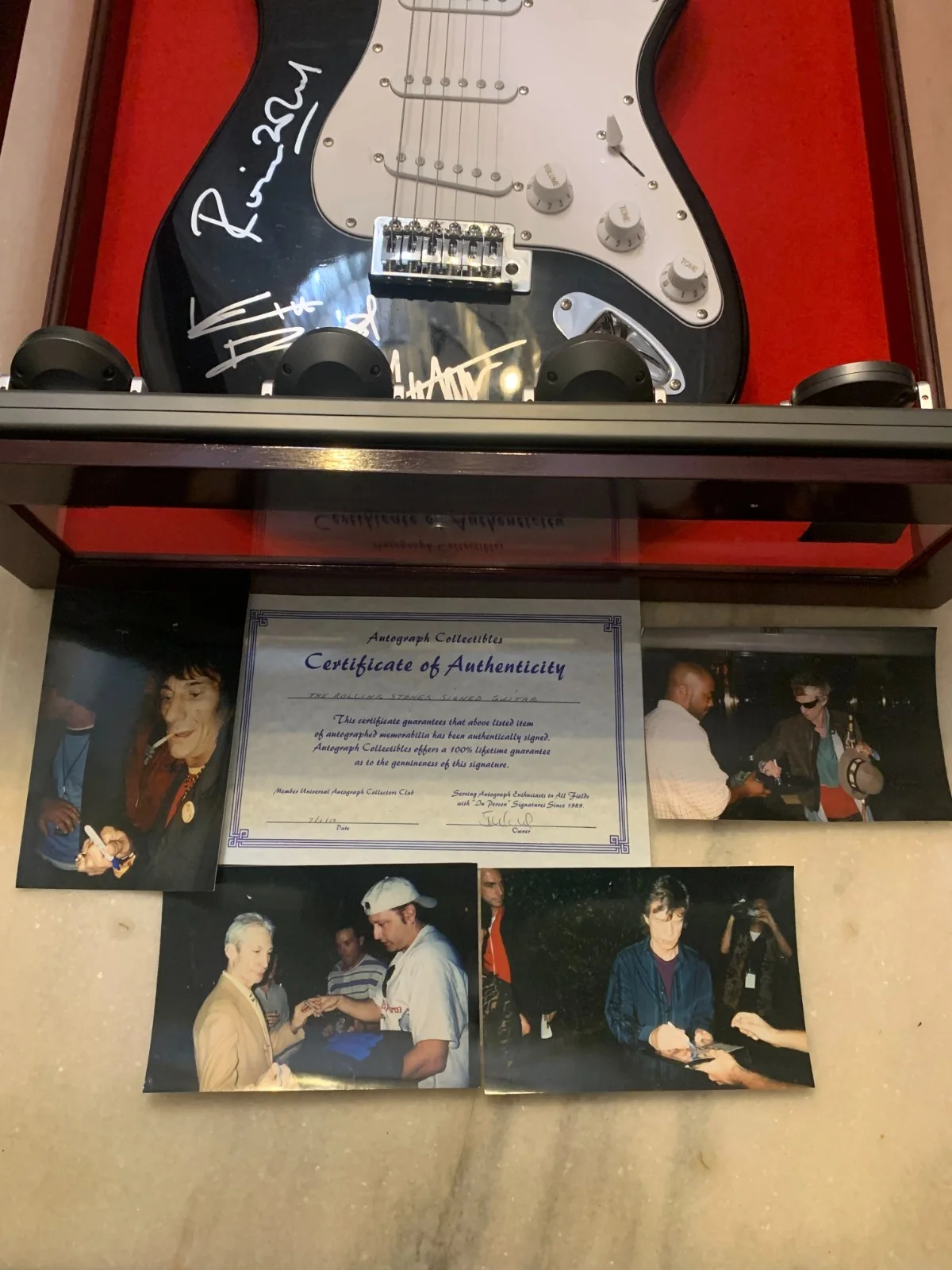 The Band — The Rolling Stones Band Signed Autograph Guitar (Rare) (Excellent Condition), изображение 4
