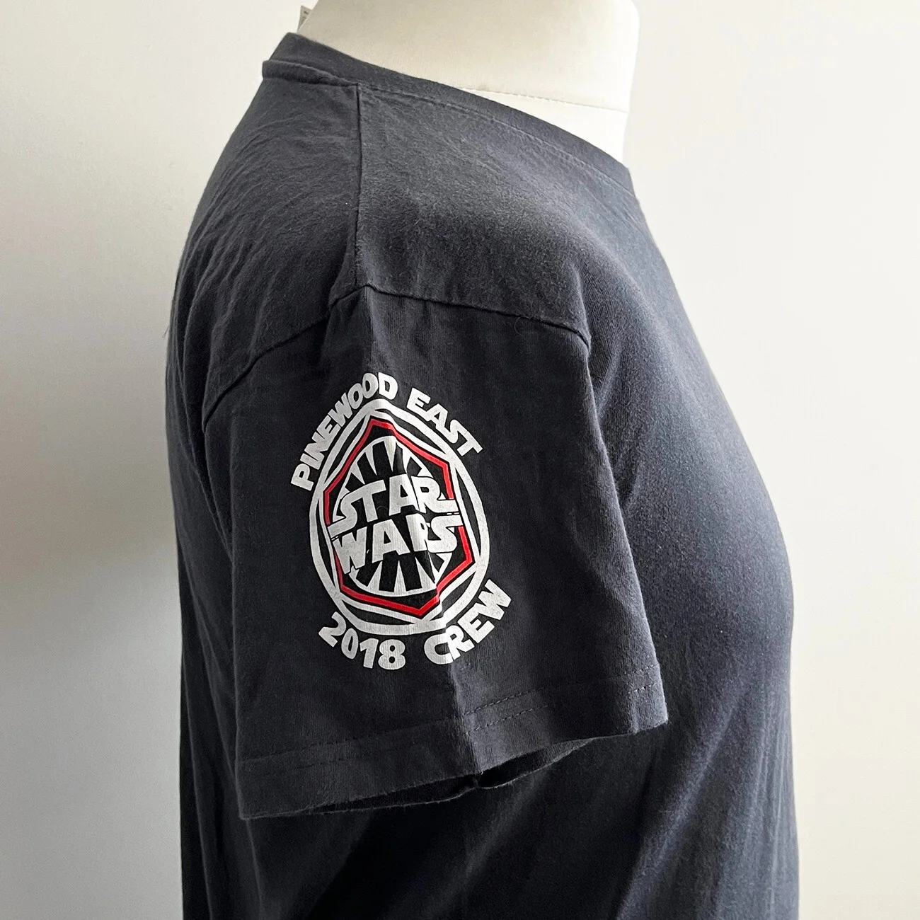 STAR WARS Cast & Crew T-Shirt M Costume FX Movie Film Rise of Skywalker IX, изображение 4