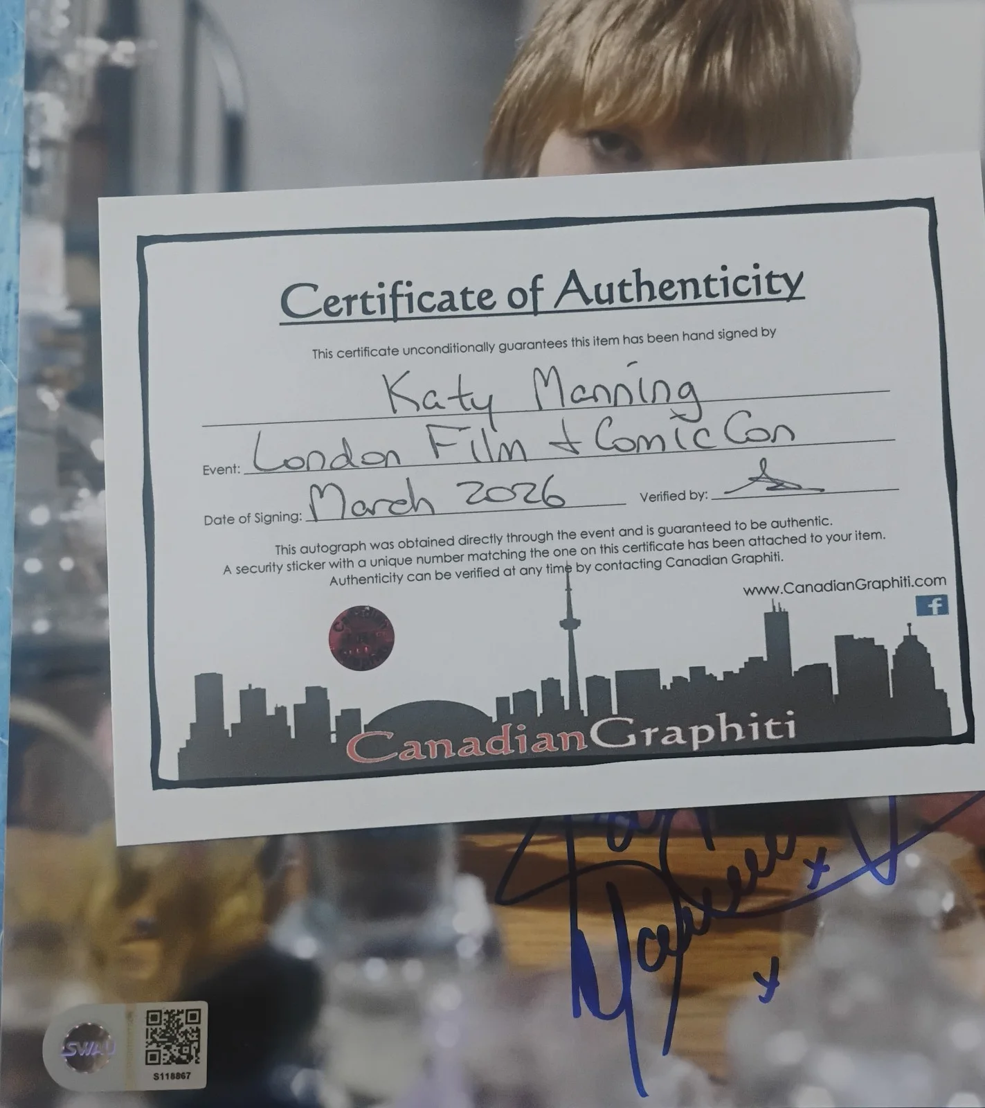 Katy Manning Hand Signed Autograph 8x10 Photo SWAU COA Doctor Who NO US TARIFF, изображение 5