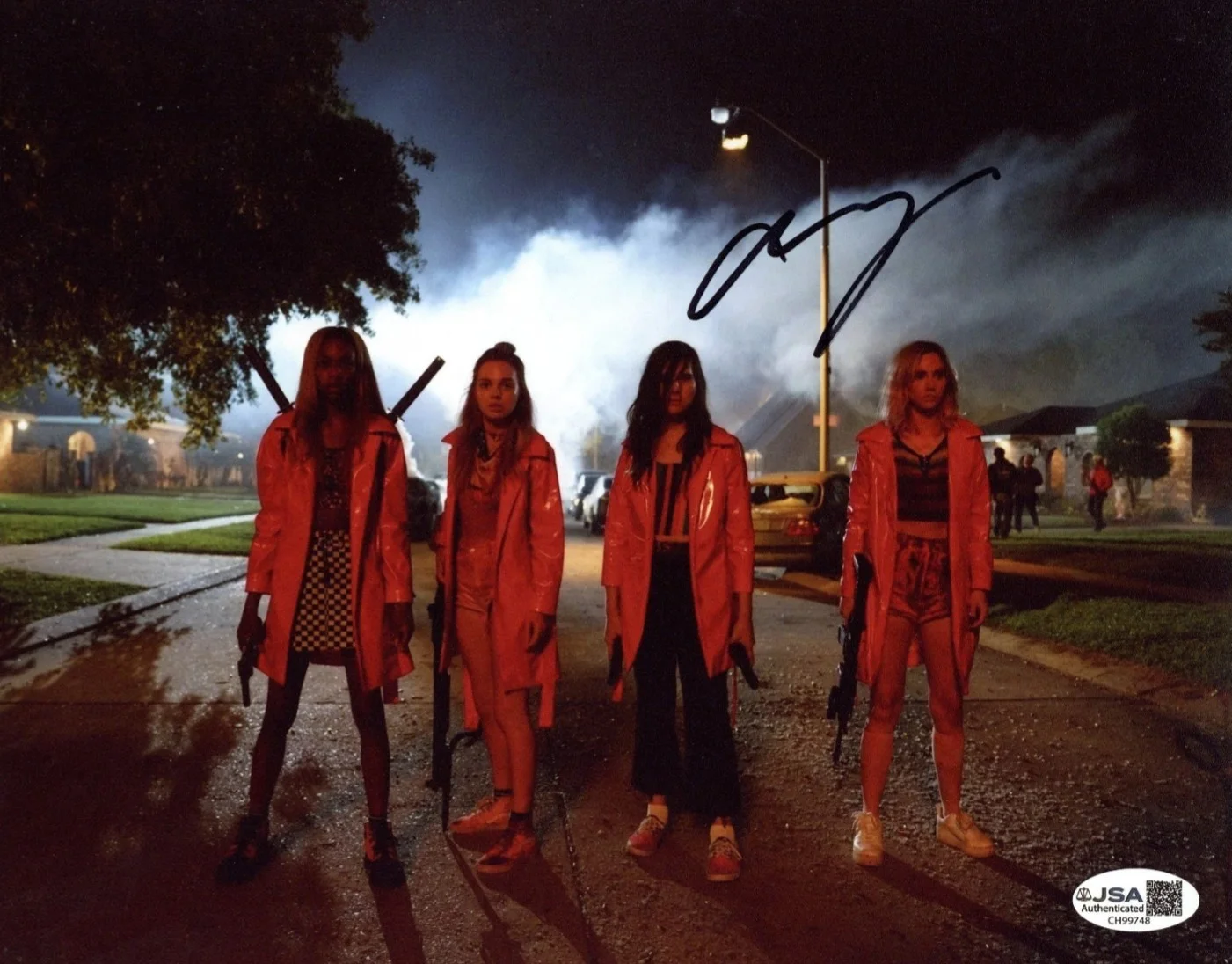 Odessa Young — Assassination Nation Odessa Young Signed Autograph 8x10 Photo JSA COA