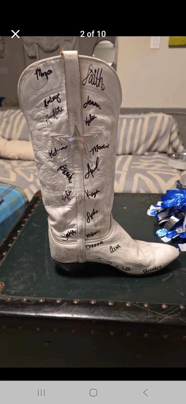 Dallas cowboys cheerleaders squad 2024-2025 — autographed game used dallas cowboys cheerleader boot autographed by whole squad, image 4