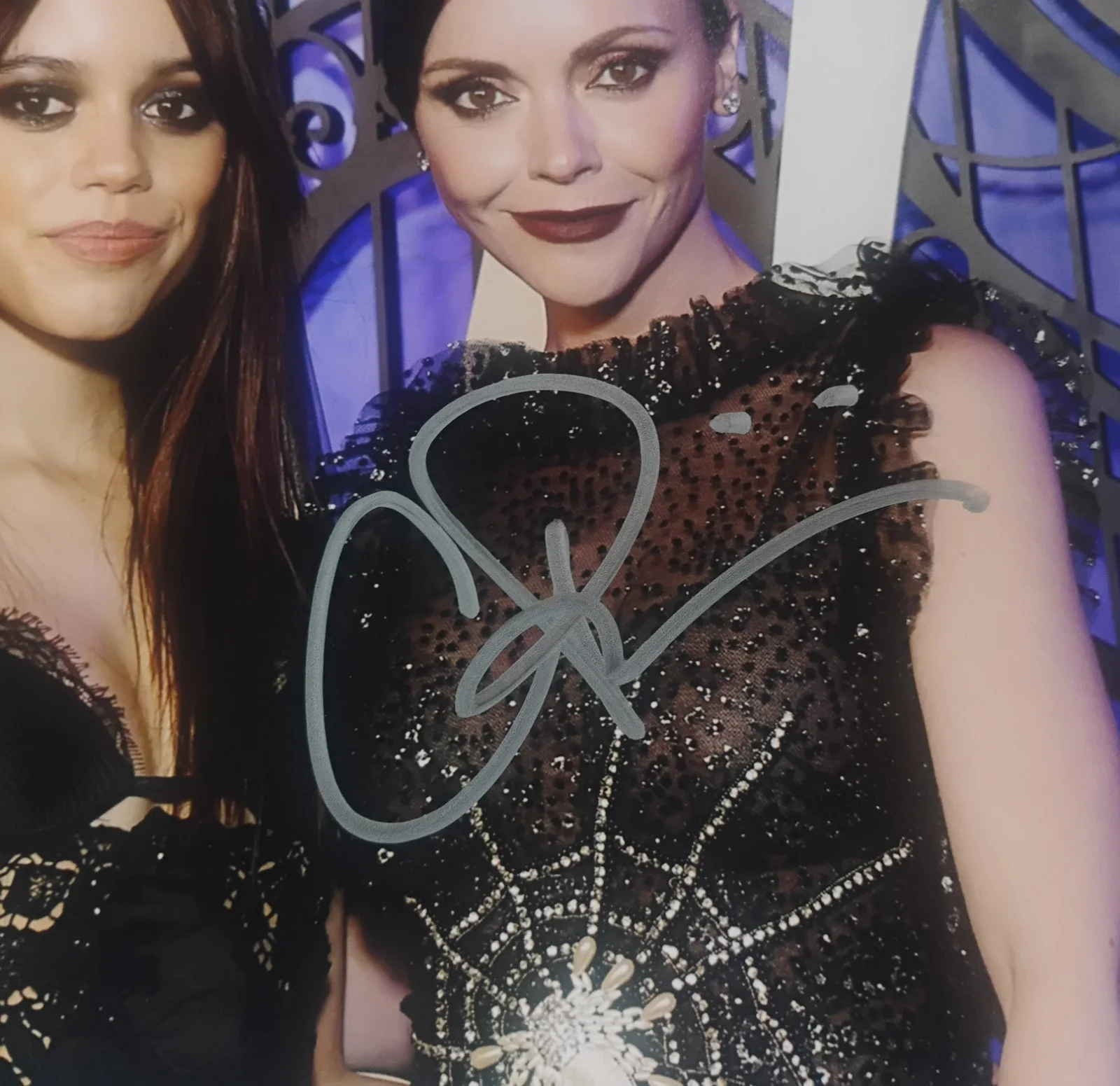 Christina Ricci Hand Signed 8x10 Photo JSA COA Wednesday NO US TARIFFS, изображение 3