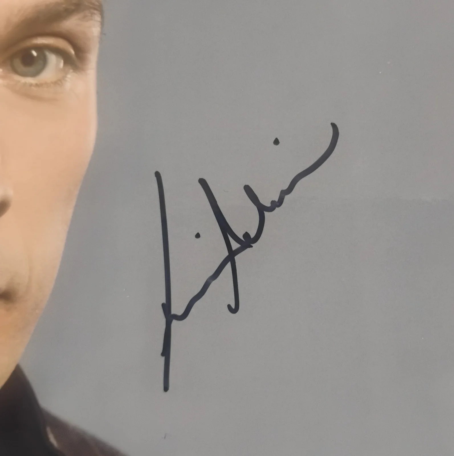 Kevin Alejandro Hand Signed Autograph 8x10 Photo COA Lucifer NO US TARIFF, изображение 3