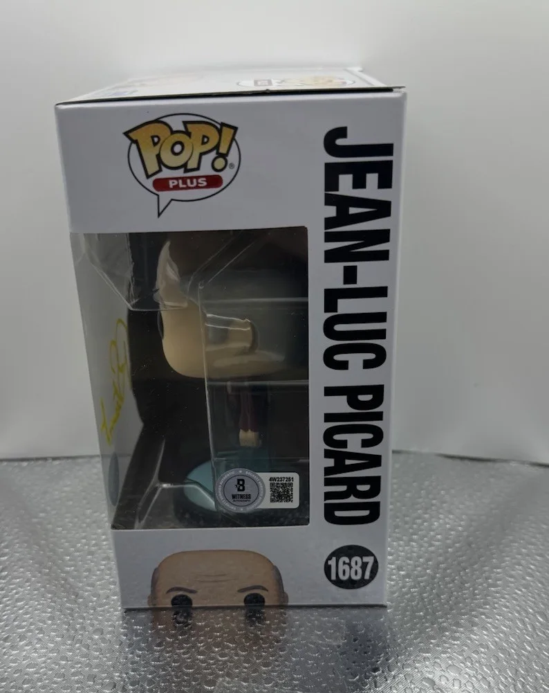 Patrick Stewart — PATRICK STEWART SIGNED STAR TREK JEAN-LUC PICARD FUNKO POP GLITTER BAS BECKETT 7, image 4