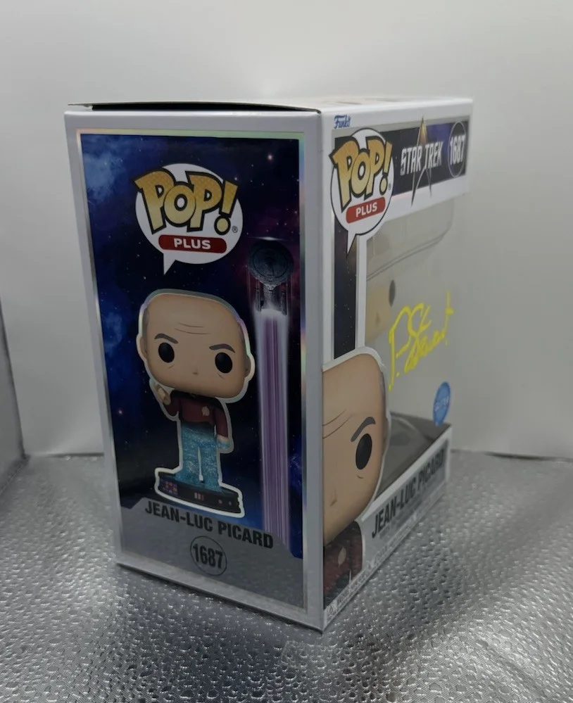 Patrick Stewart — PATRICK STEWART SIGNED STAR TREK JEAN-LUC PICARD FUNKO POP GLITTER BAS BECKETT 5, image 2