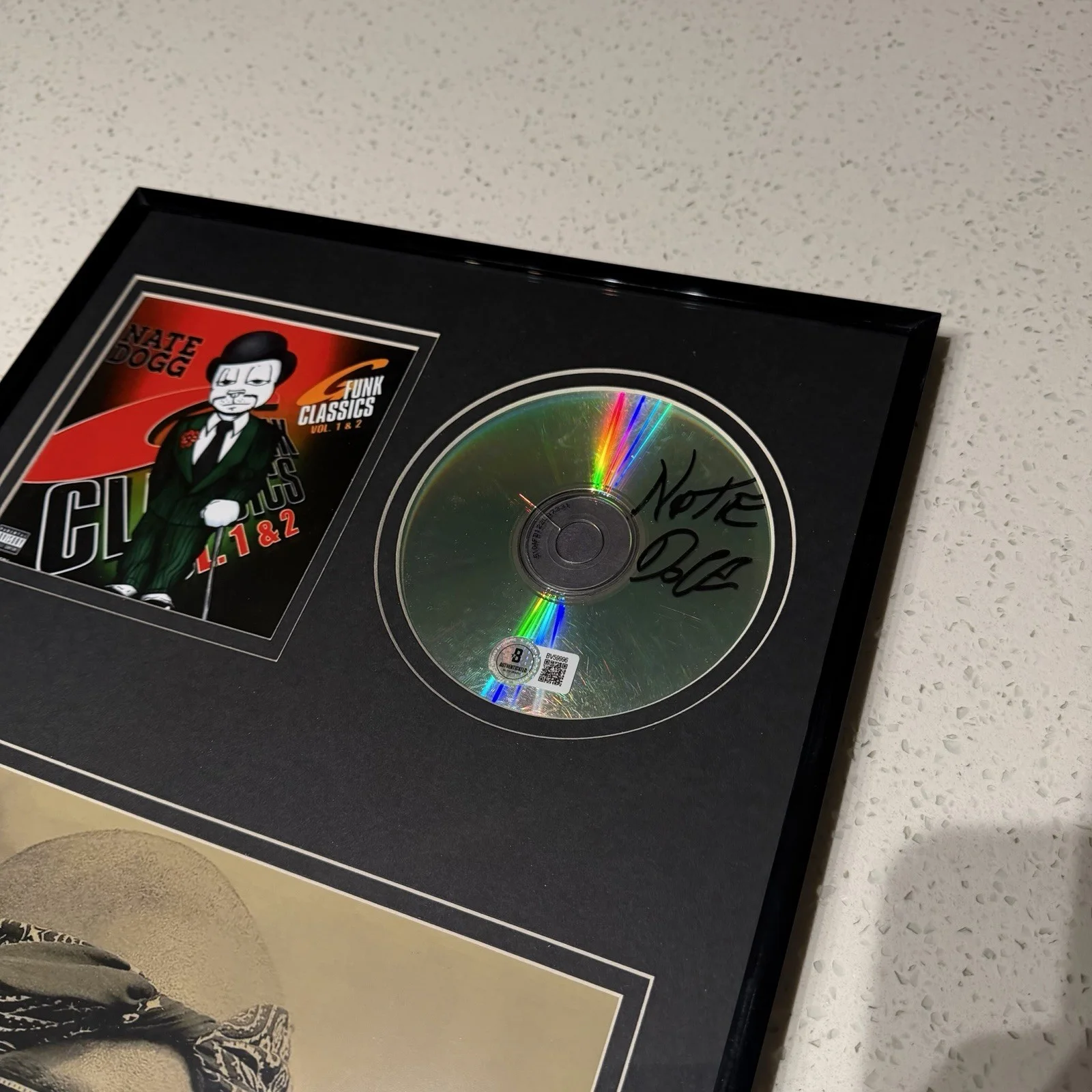 NATE DOGG SIGNED G FUNK CLASSICS CD ALBUM FRAMED AUTOGRAPH RAPPER BECKETT COA, изображение 2
