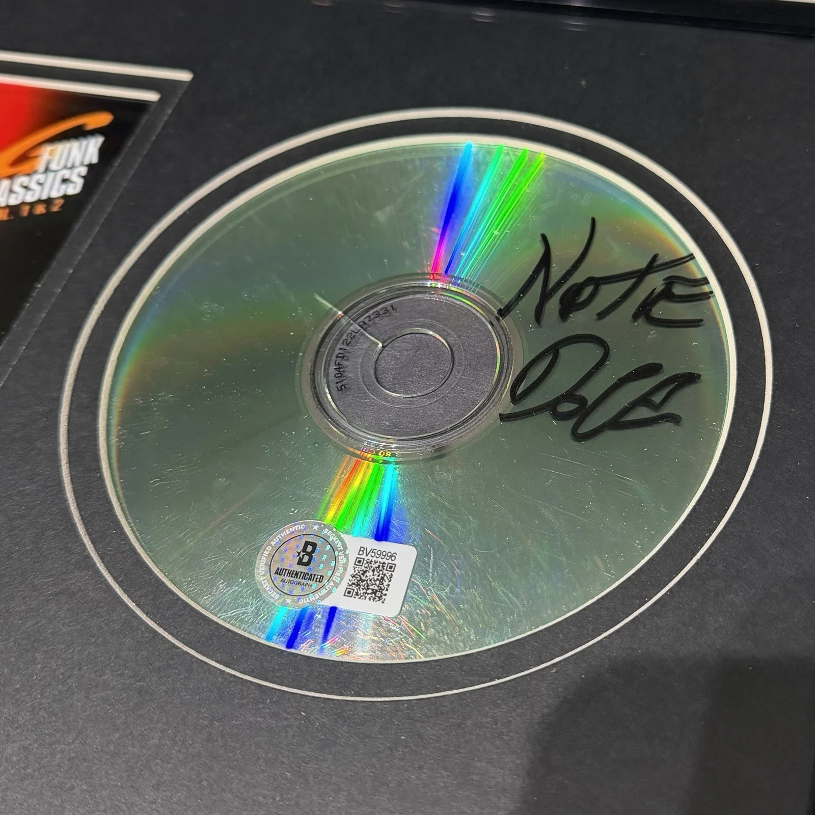 NATE DOGG SIGNED G FUNK CLASSICS CD ALBUM FRAMED AUTOGRAPH RAPPER BECKETT COA, изображение 3