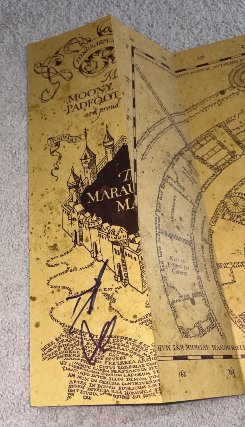 DANIEL RADCLIFFE SIGNED HARRY POTTER THE MARAUDERS MAP REPLICA MOVIE PROP BAS A, image 2