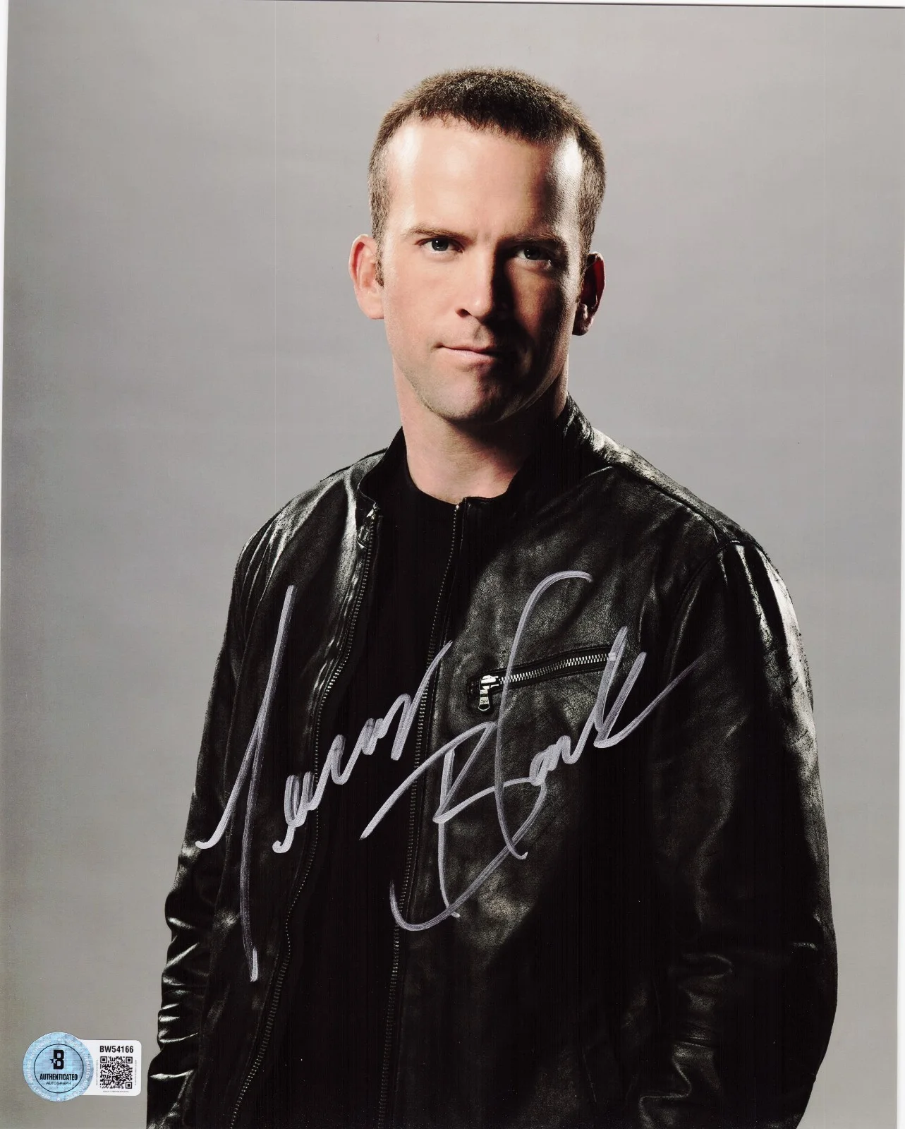 Lucas Black — Lucas Black NCIS New Orleans Signed 8x10 Photo w/Beckett BAS BW54166