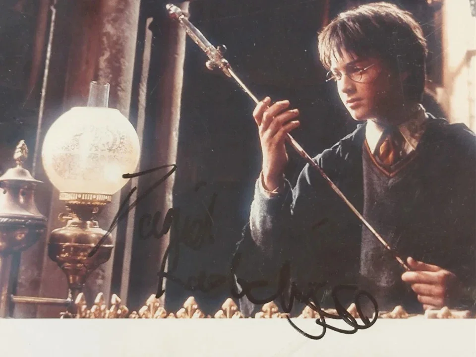 Daniel Radcliffe / Harry Potter — 2006 HARRY POTTER / DANIEL RADCLIFFE Autograph Photo / COA / Chamber of Secrets, изображение 2