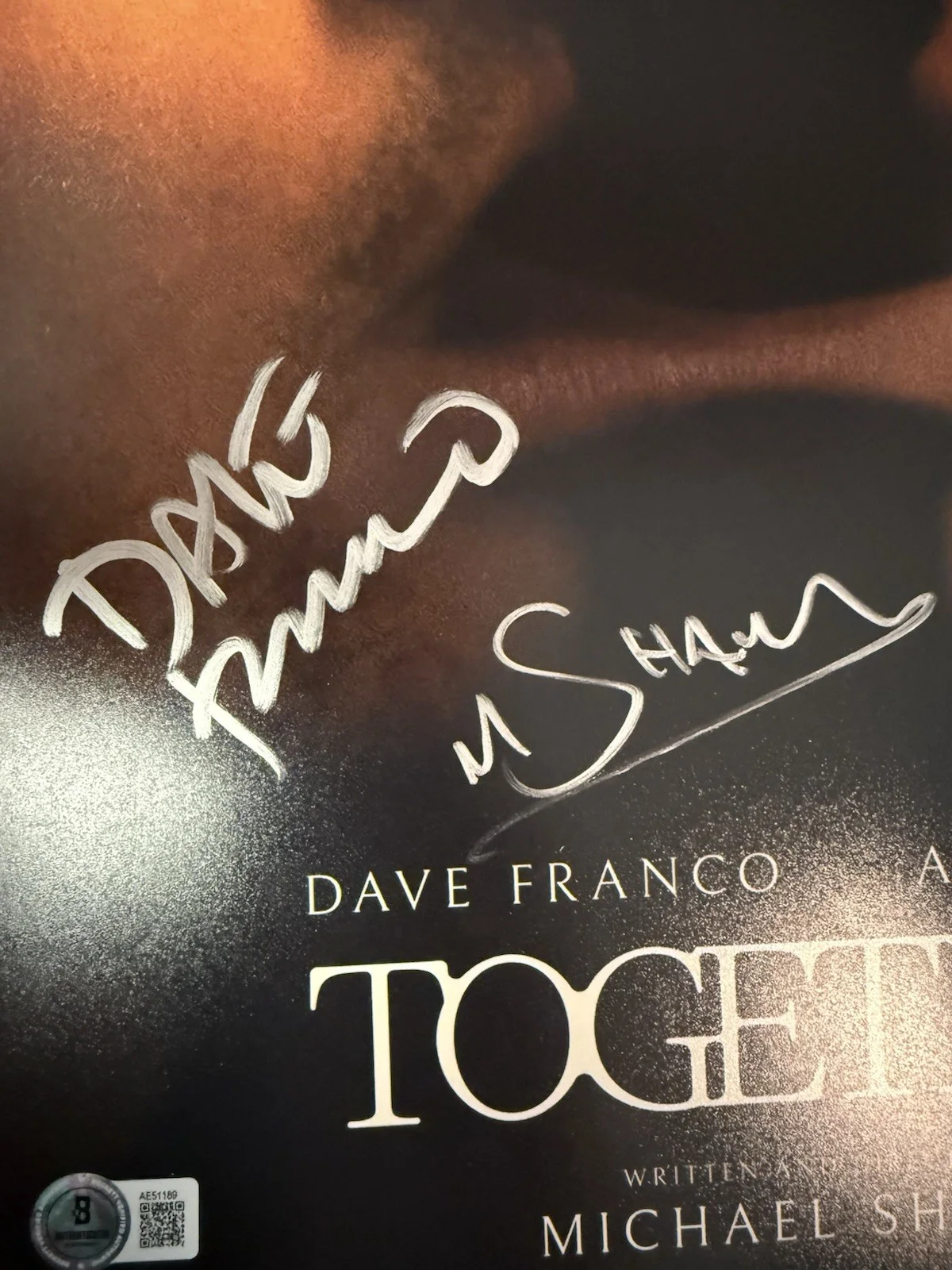 Alison Brie Dave Franco Michael Shanks — Alison Brie Dave Franco Michael Shanks Signed 11x17 Together Photo Beckett COA, image 2