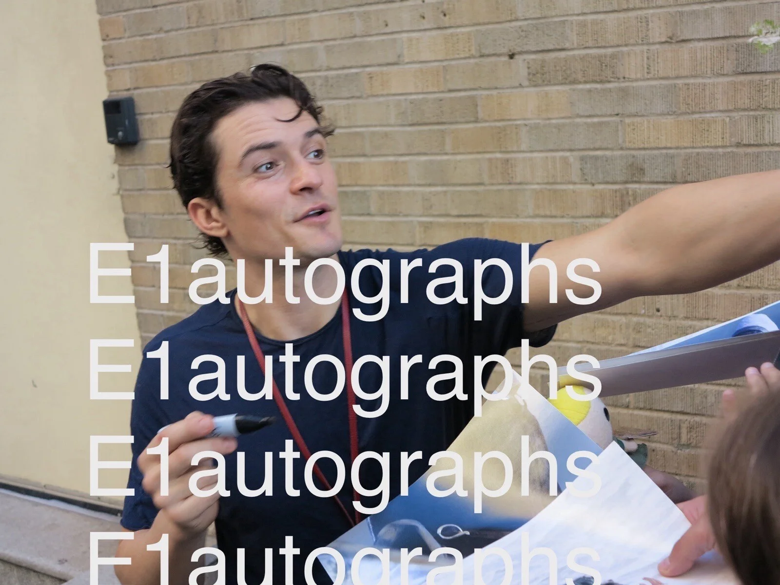 Orlando Bloom — Orlando Bloom Signed 8x10 photo In Person. Proof, изображение 4