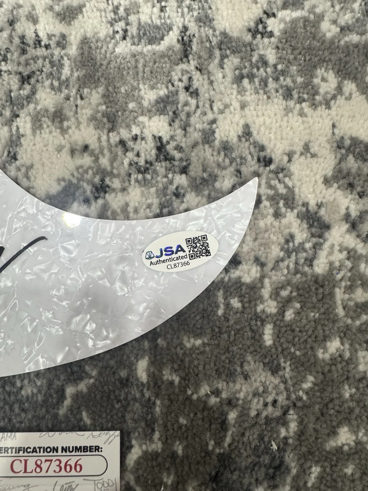 Darius Rucker Signed Autographed Pick Guard Country Music Legend JSA COA, image 2