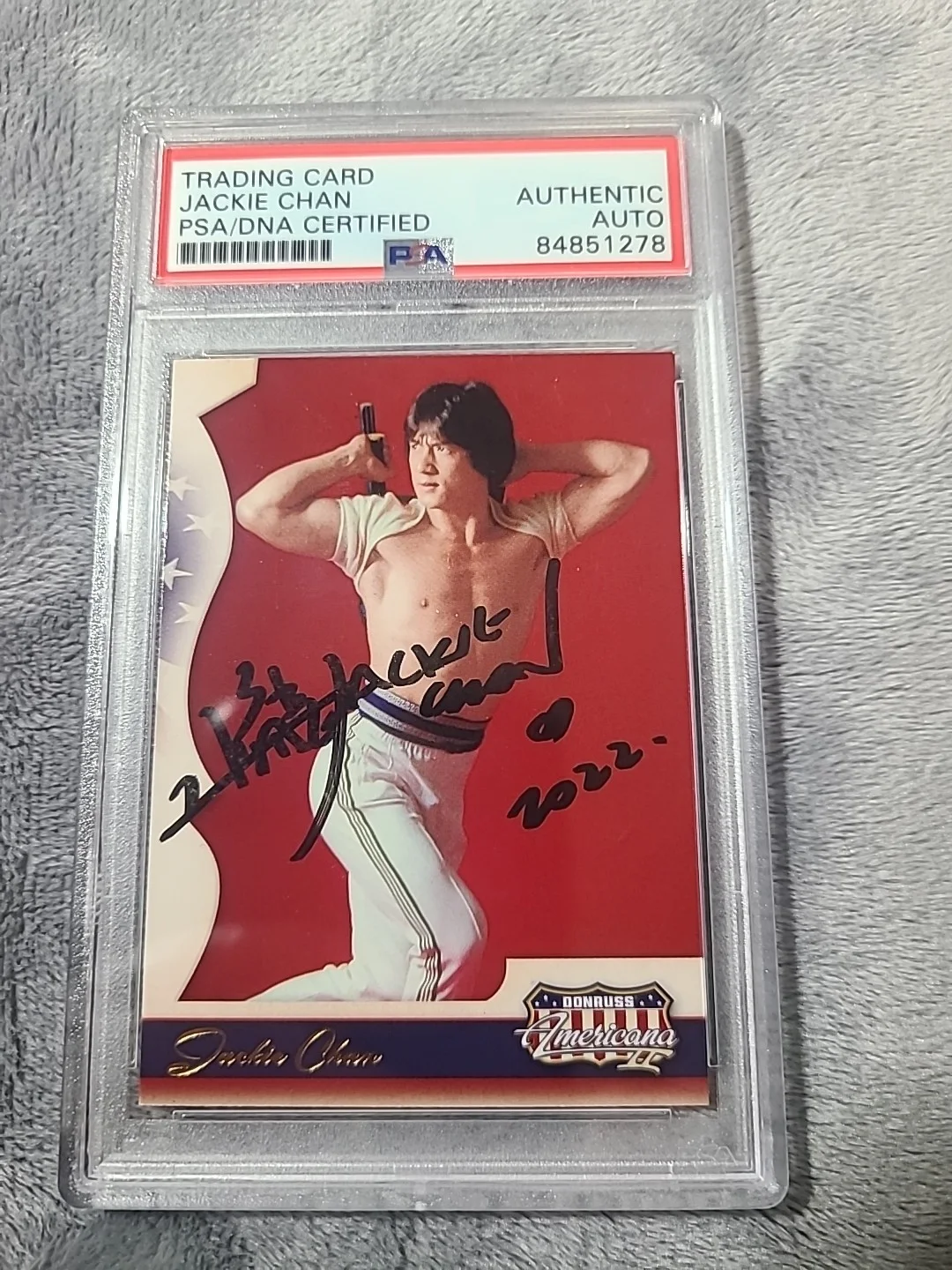 Jackie Chan Signed Trading Card *Rare* 2008 Donruss Americana PSA Rookie card, изображение 2