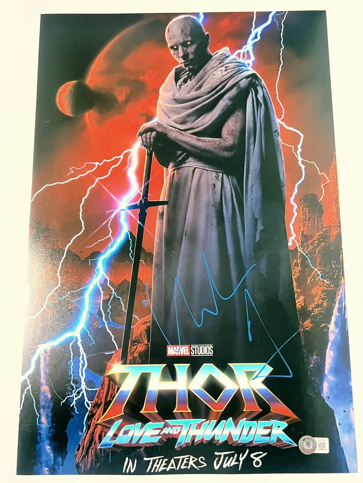 Christian Bale — CHRISTIAN BALE SIGNED AUTOGRAPH THOR: LOVE AND THUNDER GORR PHOTO 11x17 BECKETT, image 2