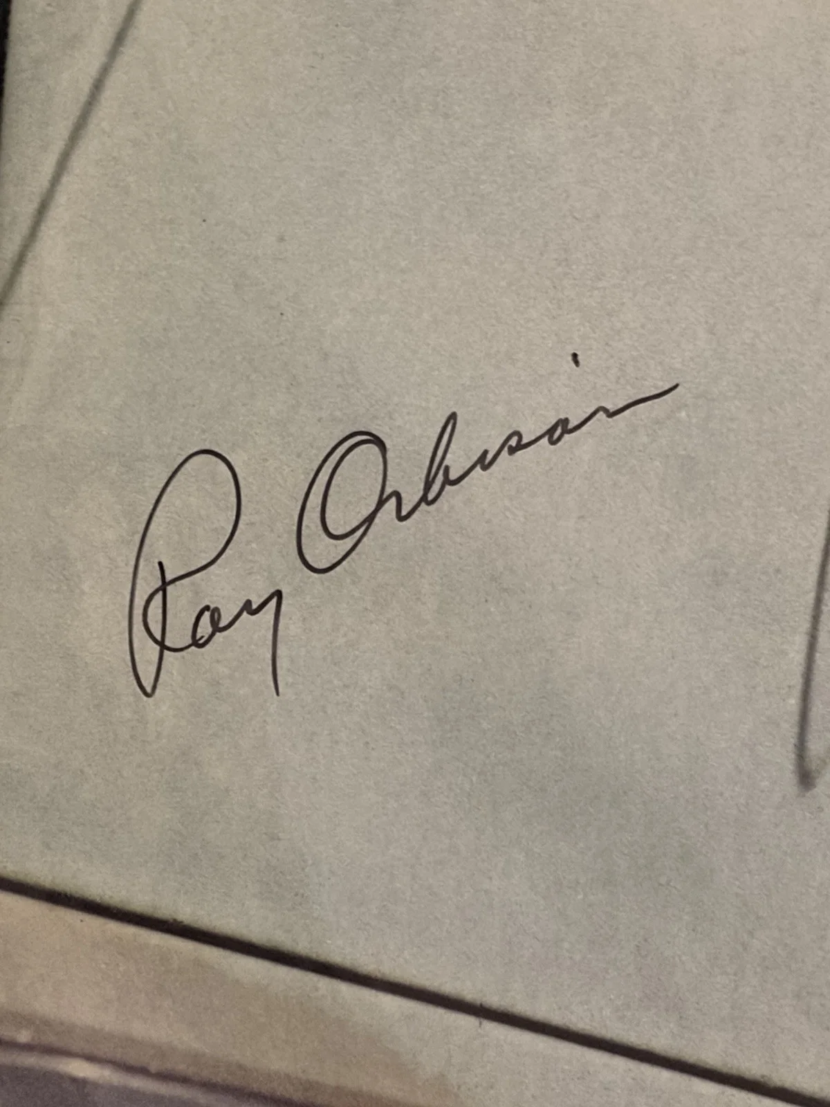 Roy Robinson Signed Album w/ GFA COA, image 2