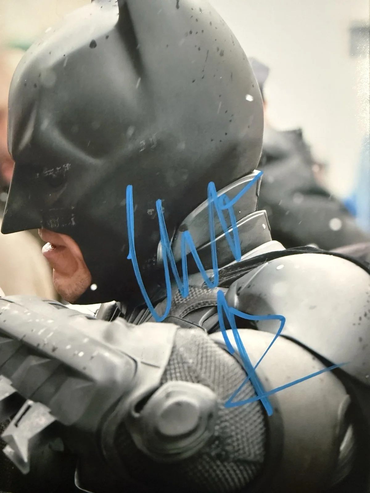 Christian Bale — CHRISTIAN BALE SIGNED 11x14 AUTOGRAPH PHOTO THE DARK KNIGHT BECKETT BQ95625, изображение 2