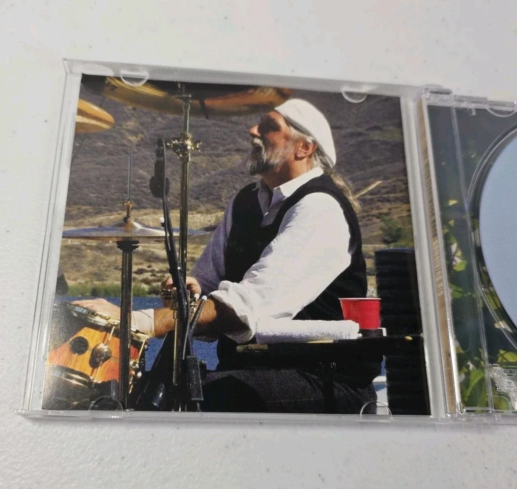 Mick Fleetwood Autographed CD Something Big (No COA) Signed Inlay, image 3