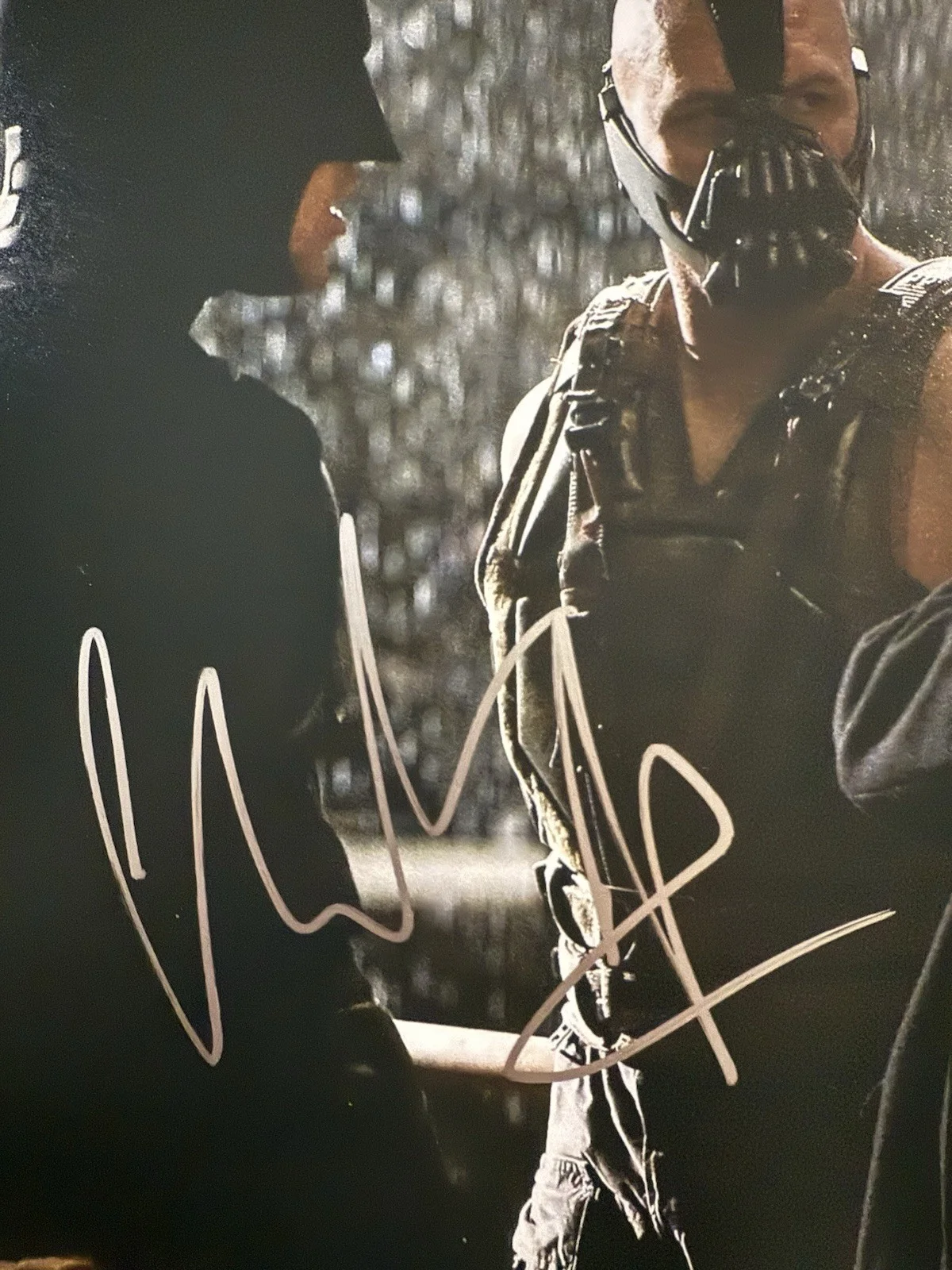Christian Bale — CHRISTIAN BALE SIGNED 11x14 AUTOGRAPH PHOTO THE DARK KNIGHT BECKETT BQ95627, изображение 2