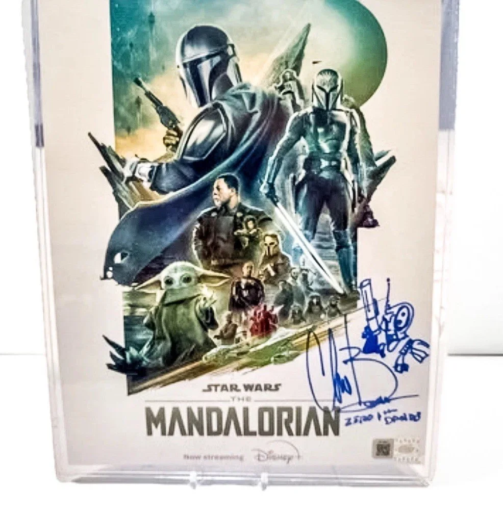 Chris Bartlett — The Mandalorian Chris Bartlett Signed “Zero & Droids” With A Sketch - Christmas