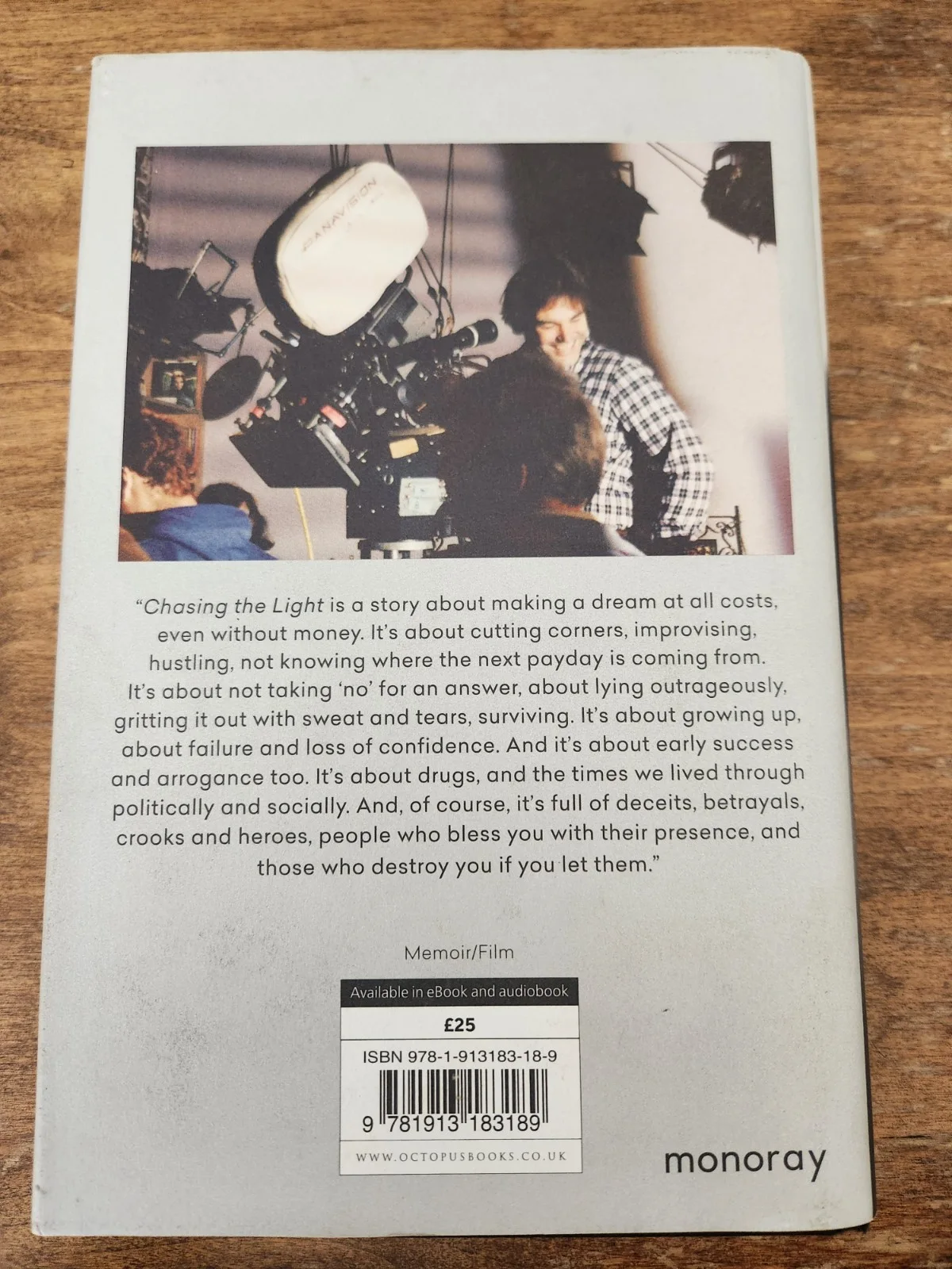 OLIVER STONE SIGNED AUTO INSCRIBED CHASING THE LIGHT First Hardcover US Edition, image 3