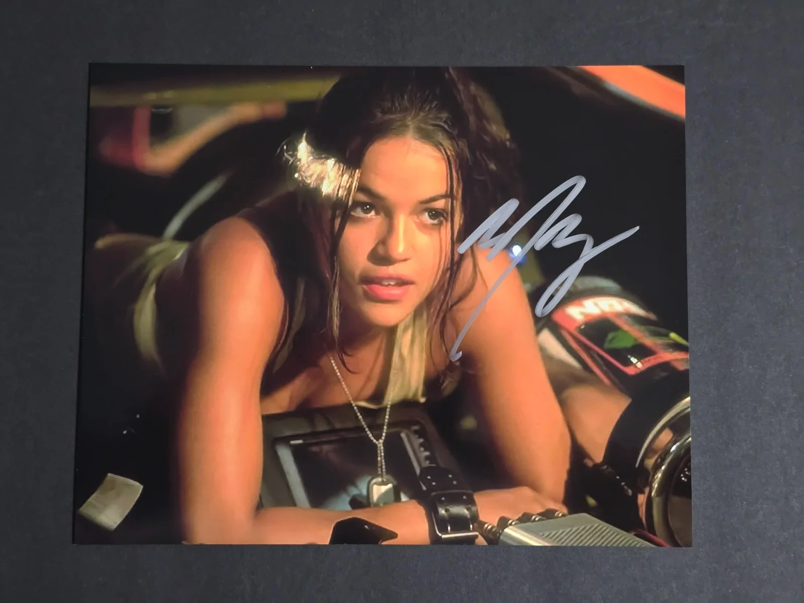 MICHELLE RODRIGUEZ — MICHELLE RODRIGUEZ HAND SIGNED / AUTOGRAPHED 8x10 PHOTO w/COA FAST & THE FURIOUS
