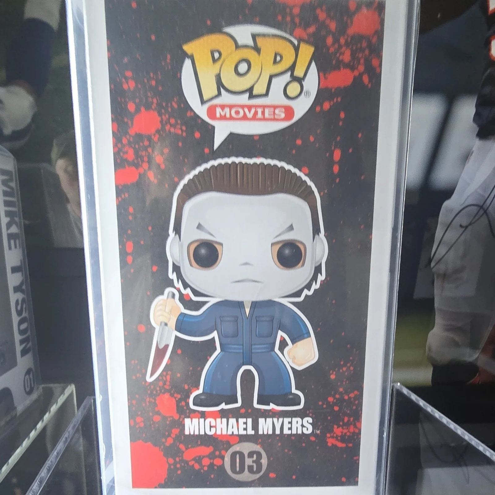 Signature visible, name not clear — Funko Pop! Michael Myers Signed Figure Halloween Autograph PA329619, изображение 3