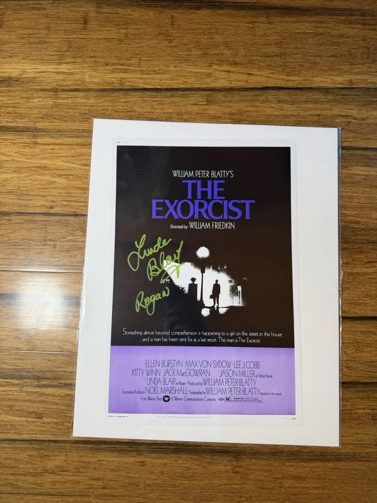 Linda Blair — Linda Blair Signed The Exorcist Poster ACOA Autograph Horror Movie Regan, изображение 2