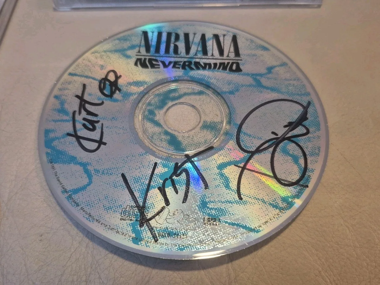 Nirvana Signed Autographed Cd Grohl Kurt Cobain Entire Band Bleach Nivermind, image 2